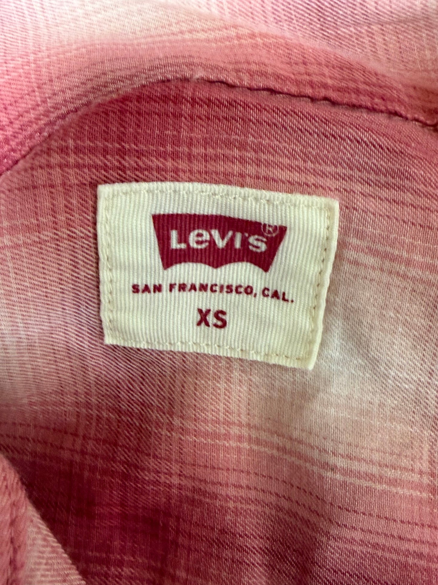 Chemise Levi’s à carreaux roses