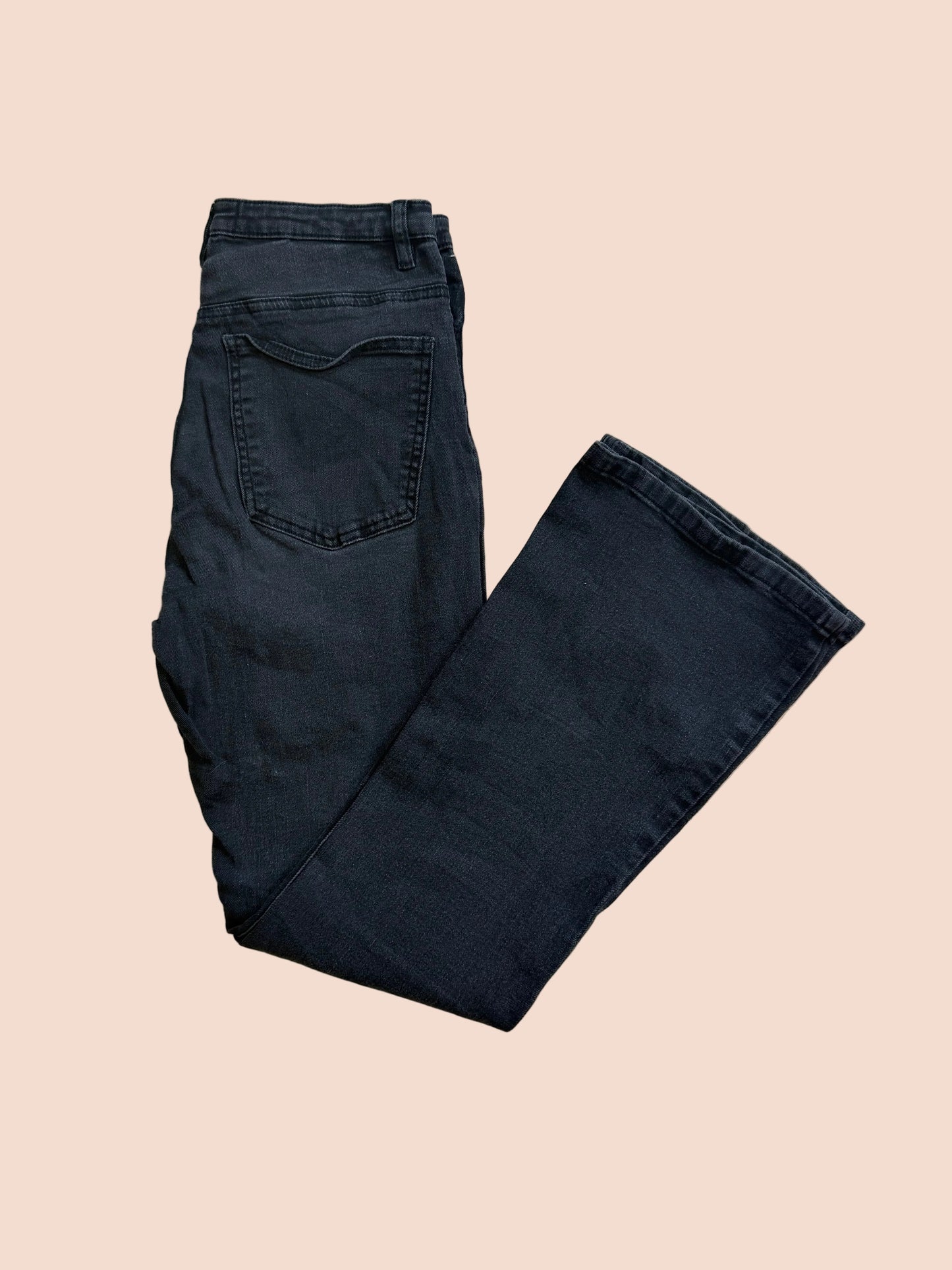 Jean noir coupe bootcut Le salon de Faustine