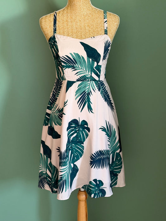 Robe blanche à imprimé tropical – Taille S