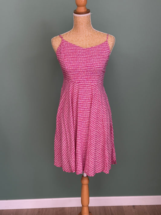 Robe patineuse rose à rayures fines en viscose – Taille M