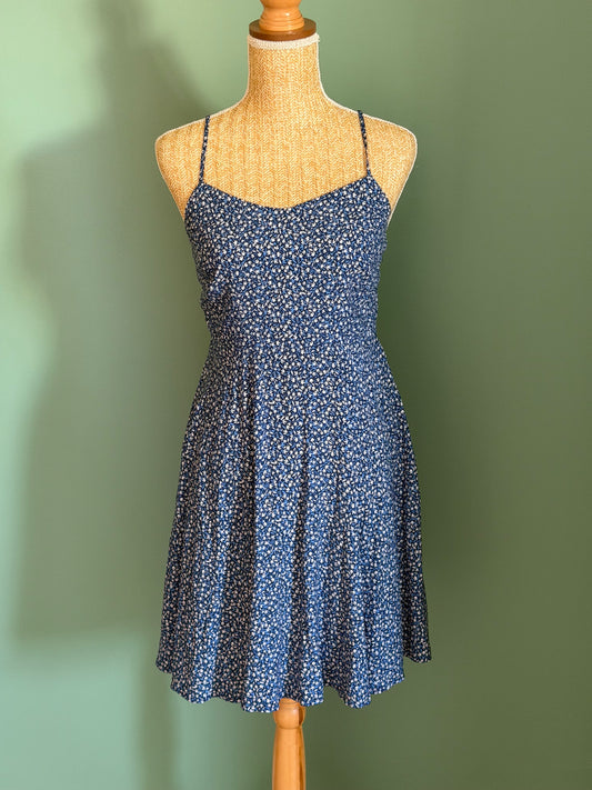 Robe bleue fleurie à fines bretelles – Taille S