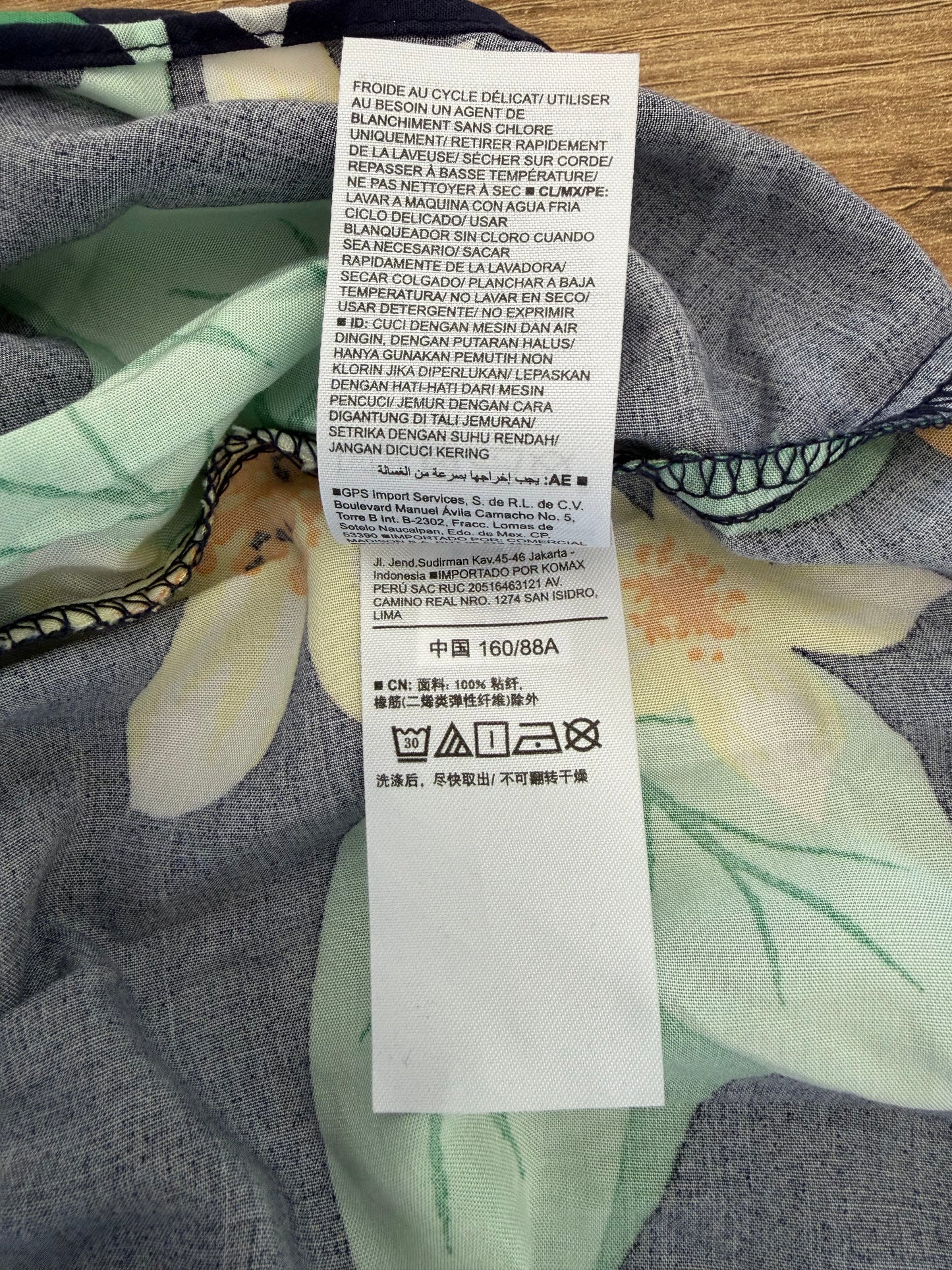 Robe fleurie marine à imprimé citronnier – Taille S