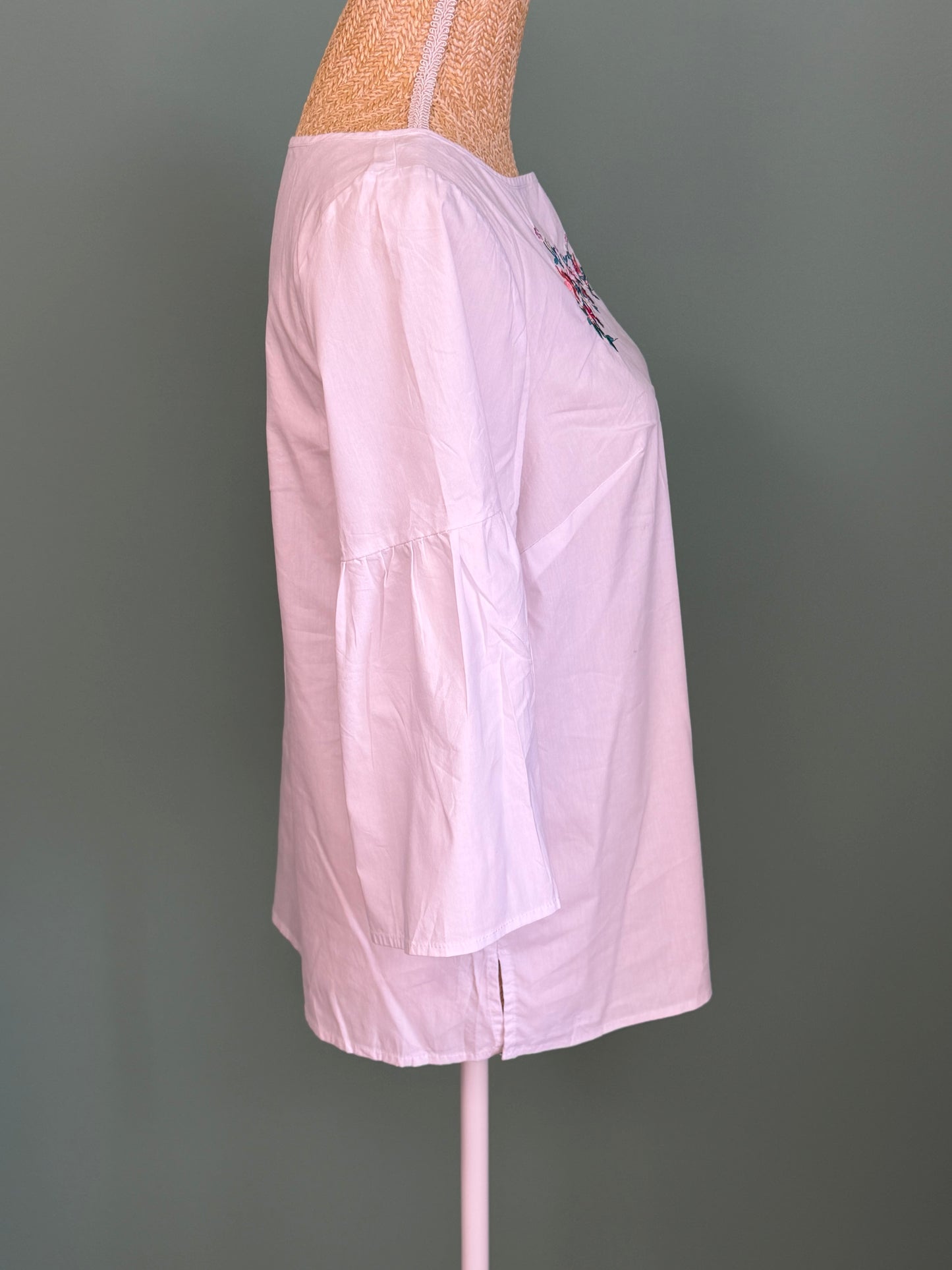 Blouse blanche brodée manches 3/4 femme XL