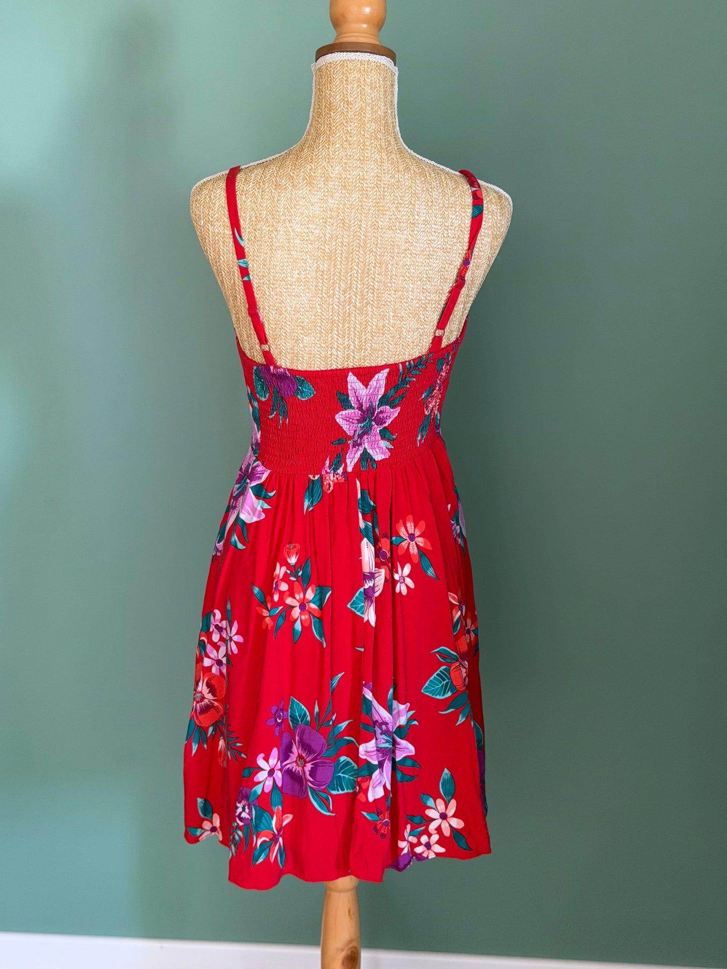 Robe fleurie rouge – Taille S