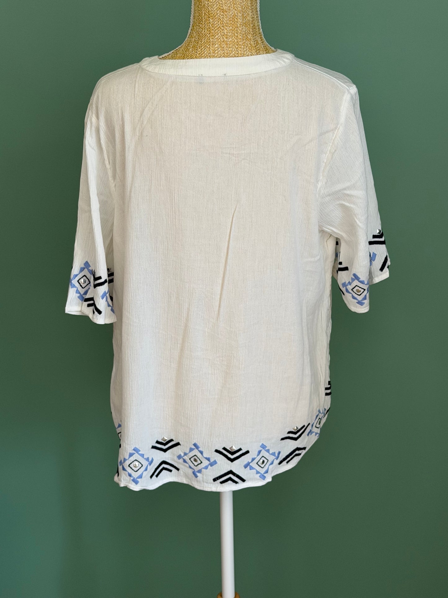 Blouse bohème blanche brodée femme manches 3/4 taille XL