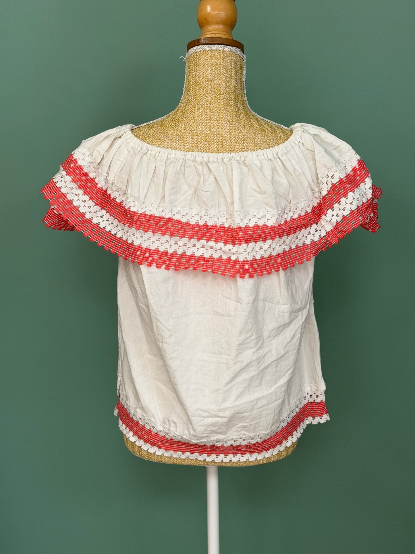 Blouse blanche bohème à épaules dénudées brodée femme M