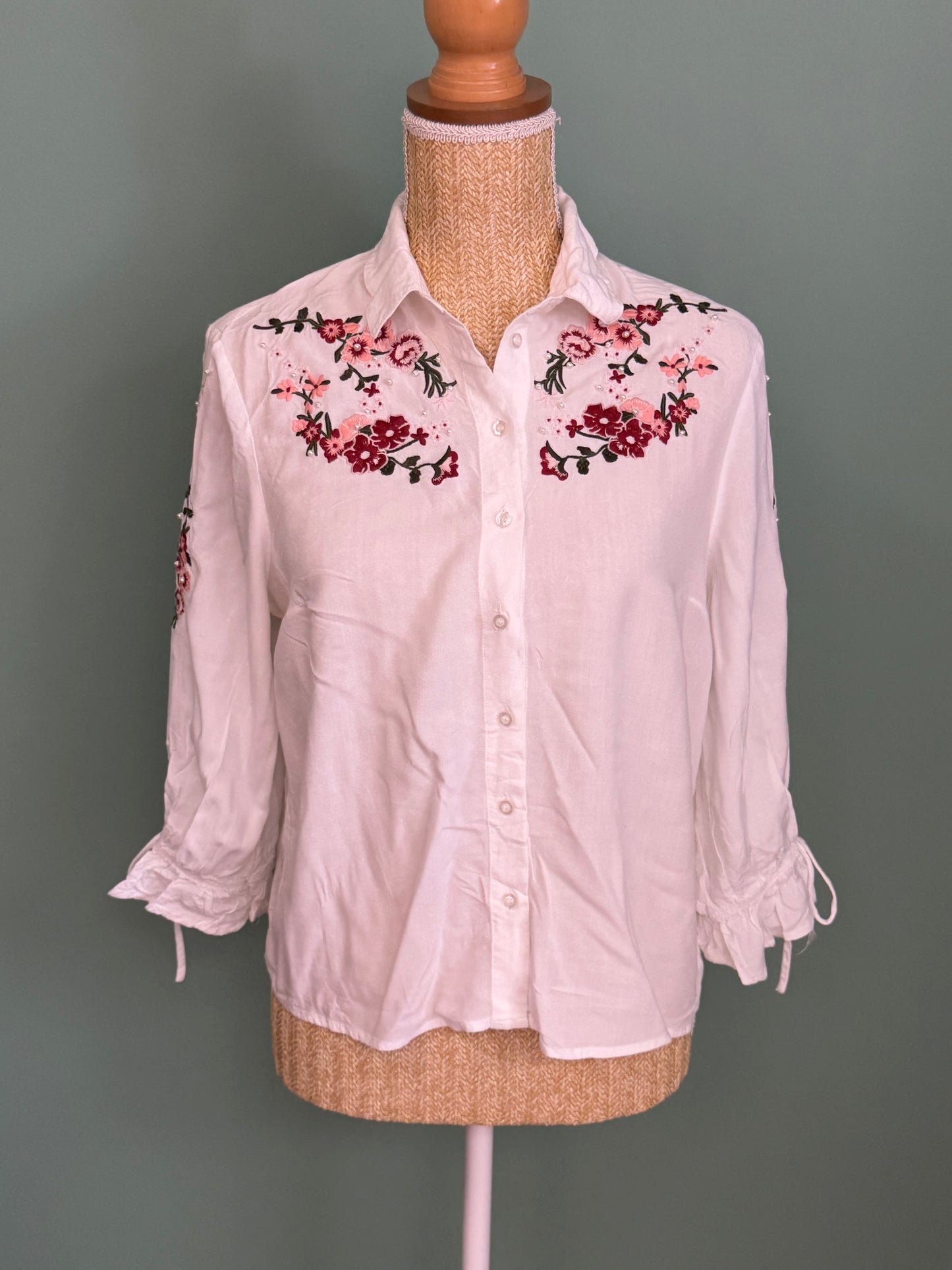 Chemisier blanc brodé fleuri manches 3/4 H&M femme L