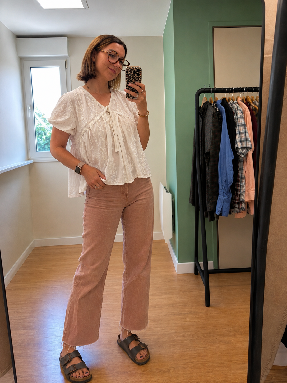 Blouse blanche brodée à manches courtes femme M