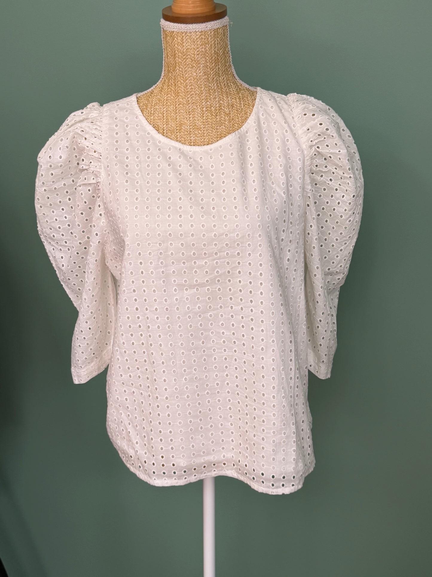 Blouse blanche en broderie anglaise manches bouffantes femme XL