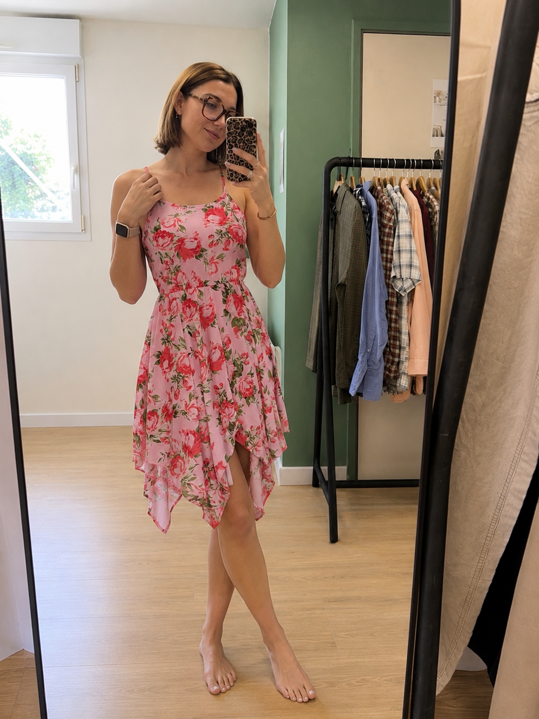 Robe rose fleurie asymétrique – Taille XS