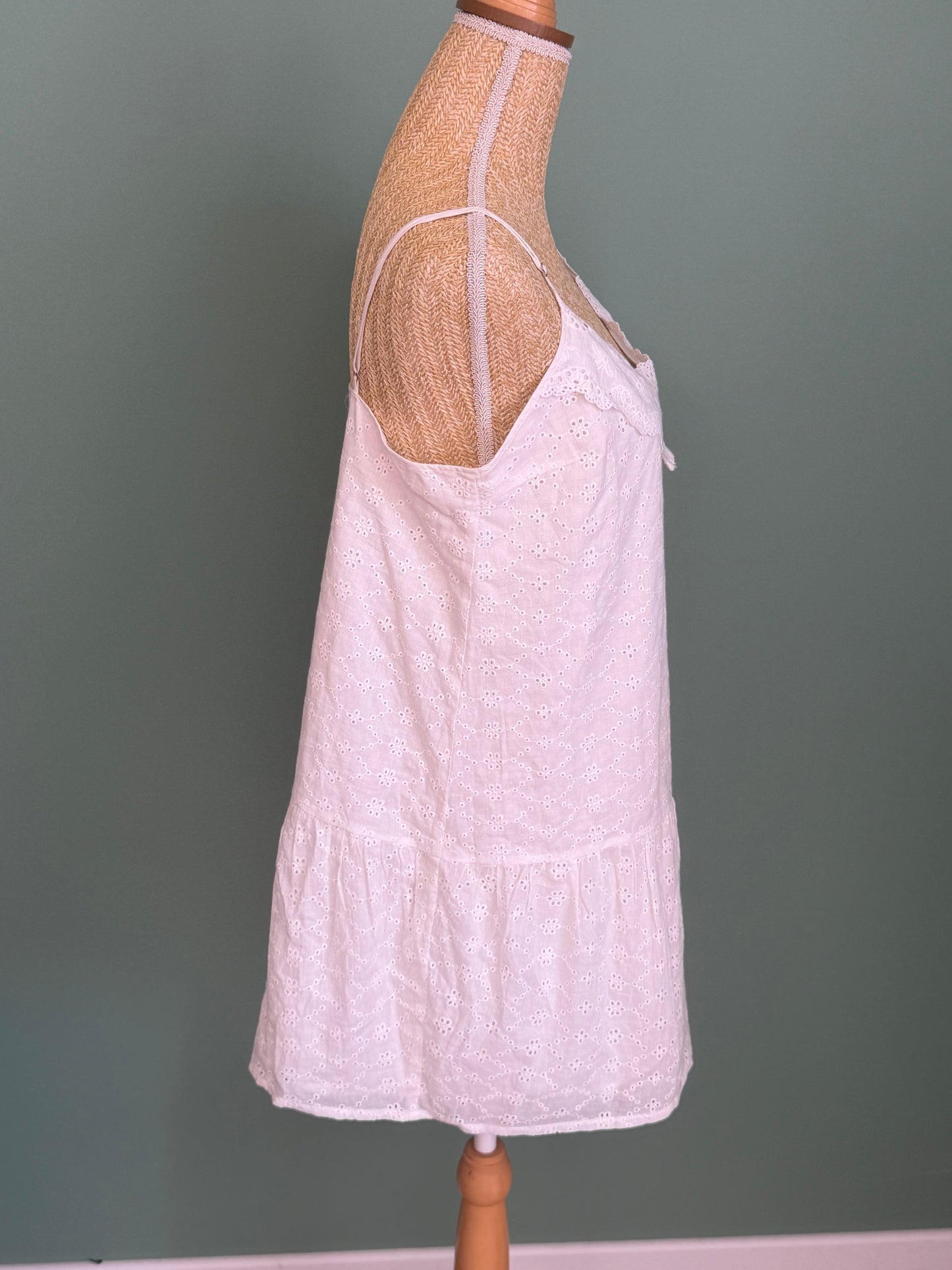 Robe nuisette blanche en broderie anglaise Afends femme L