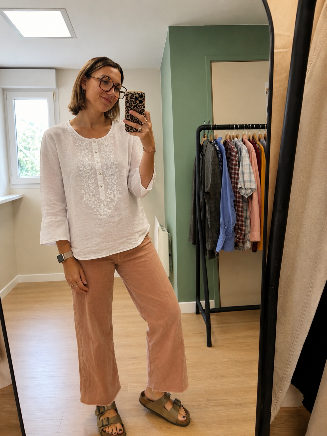 Blouse blanche en lin brodé à manches 3/4 femme M
