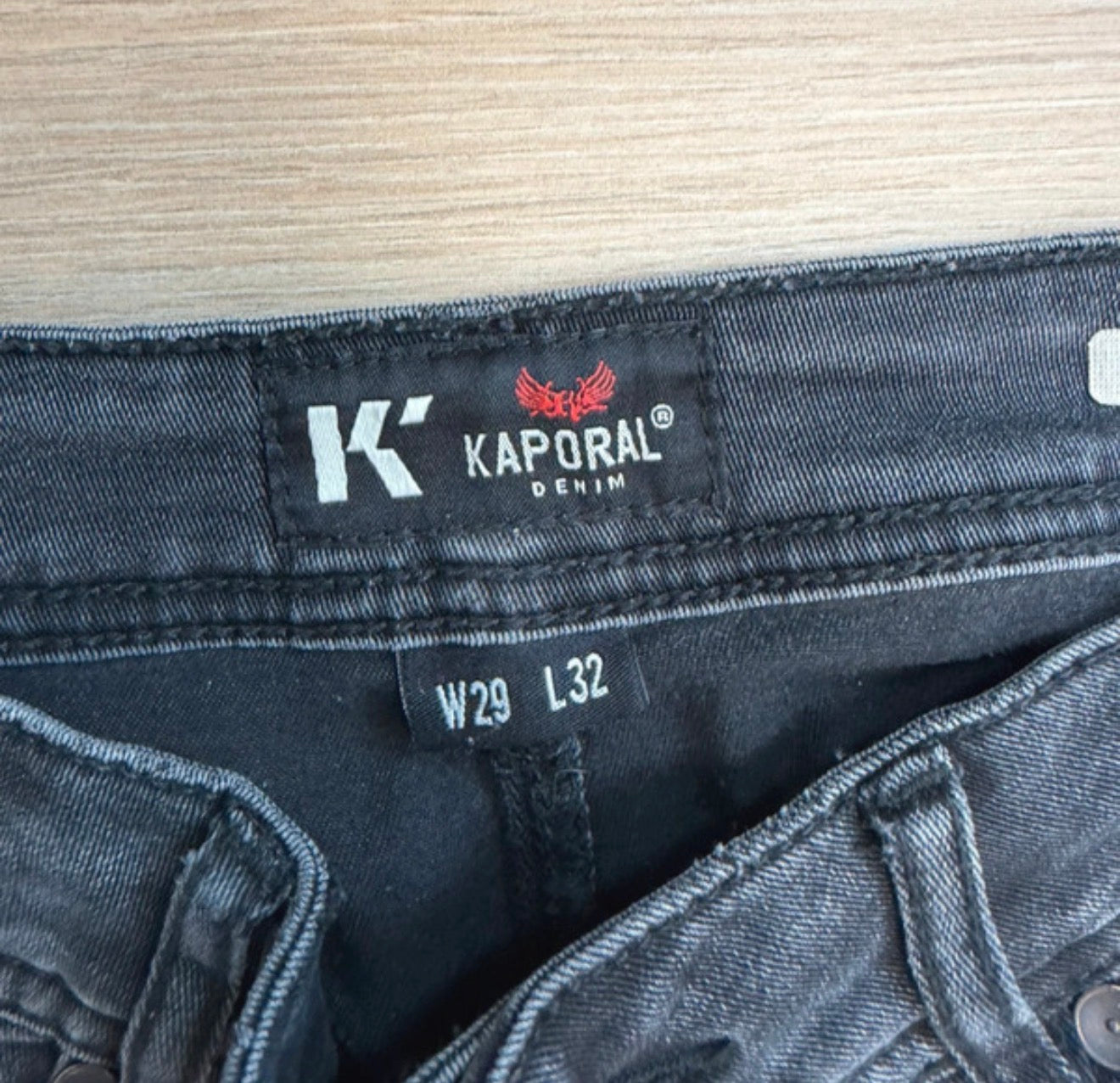 Jean Kaporal Denim Noir Délavé – Coupe Slim Femme - TailleM
