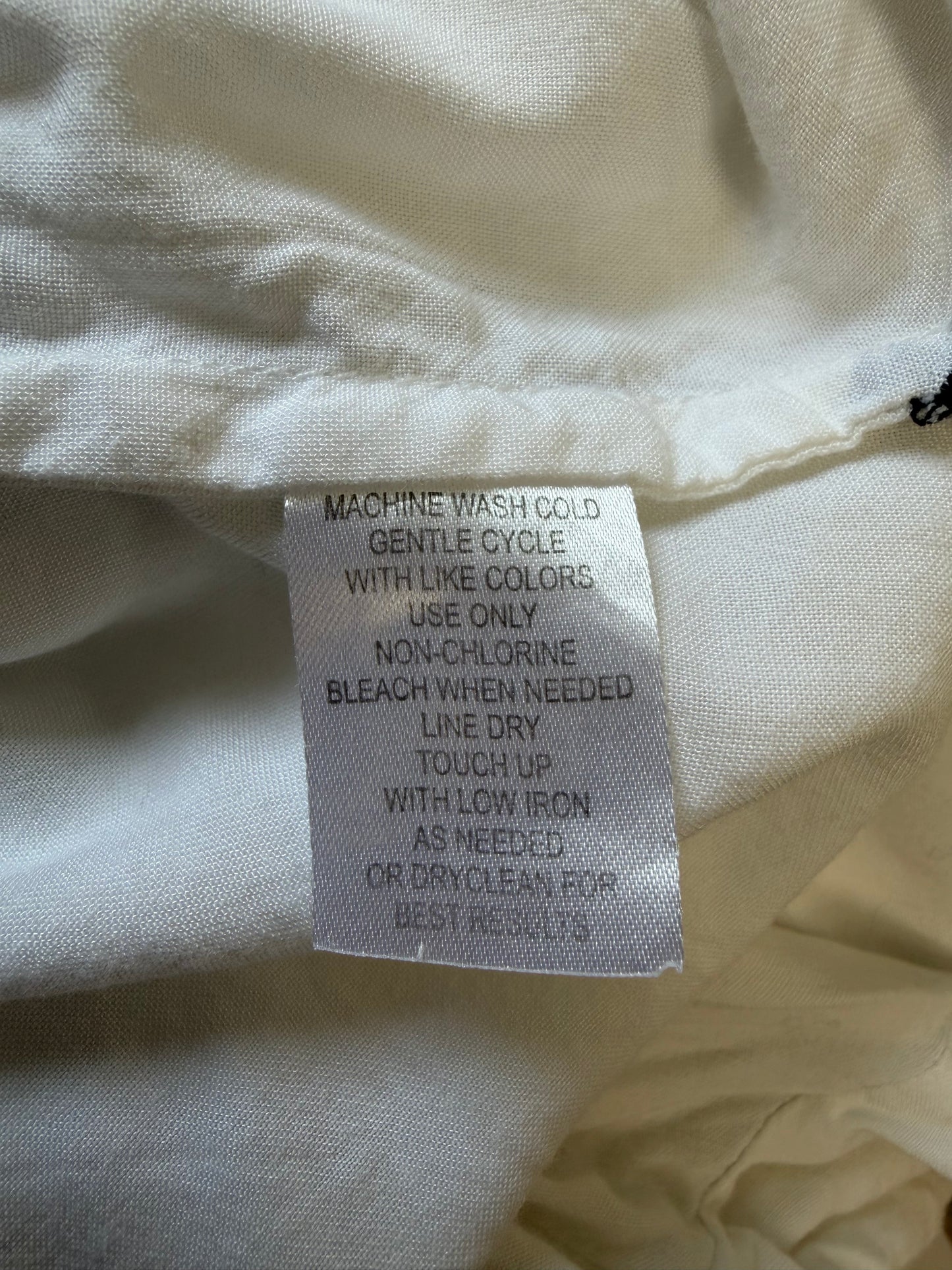 Blouse bohème blanche à broderies noires – Taille L