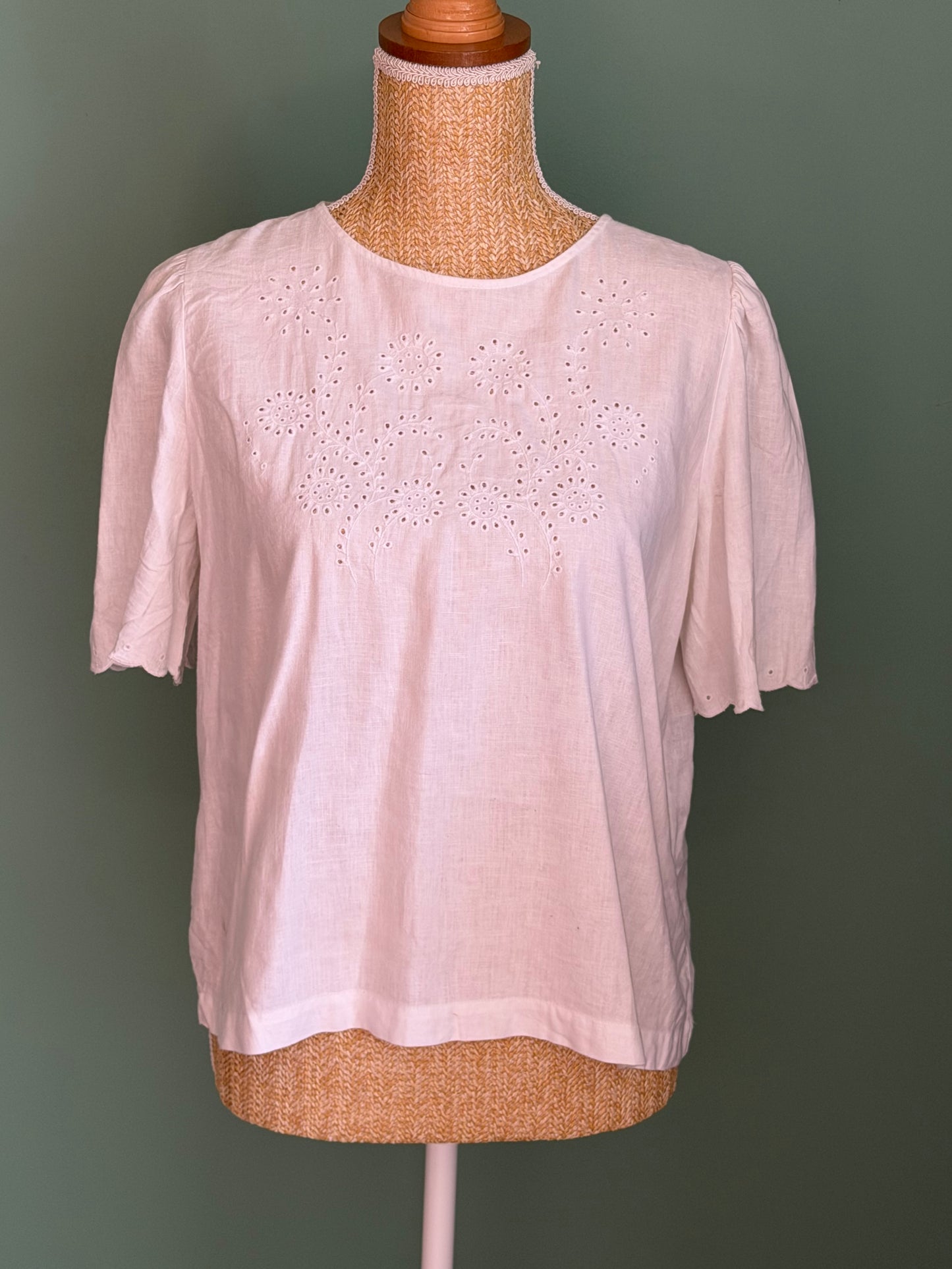 Blouse blanche brodée – Taille M/L