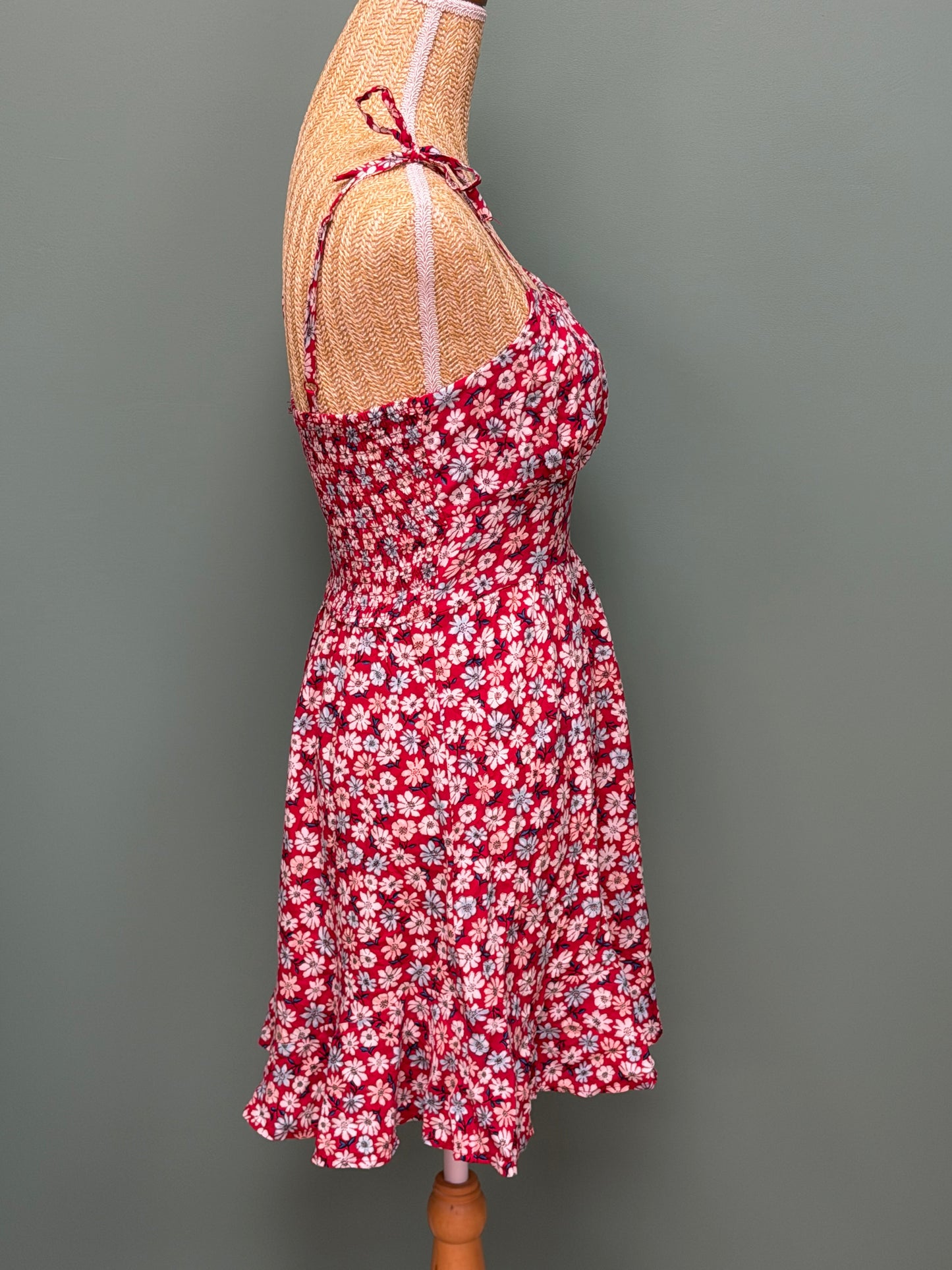Robe fleurie rouge à bretelles nouées - Taille M