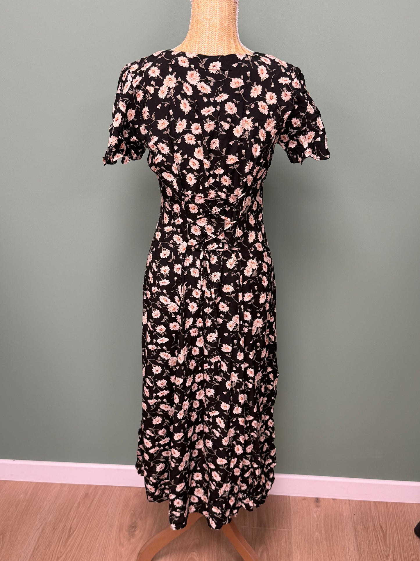Robe longue Rampage fleurie noire marguerites – Esprit vintage romantique - Taille M / L