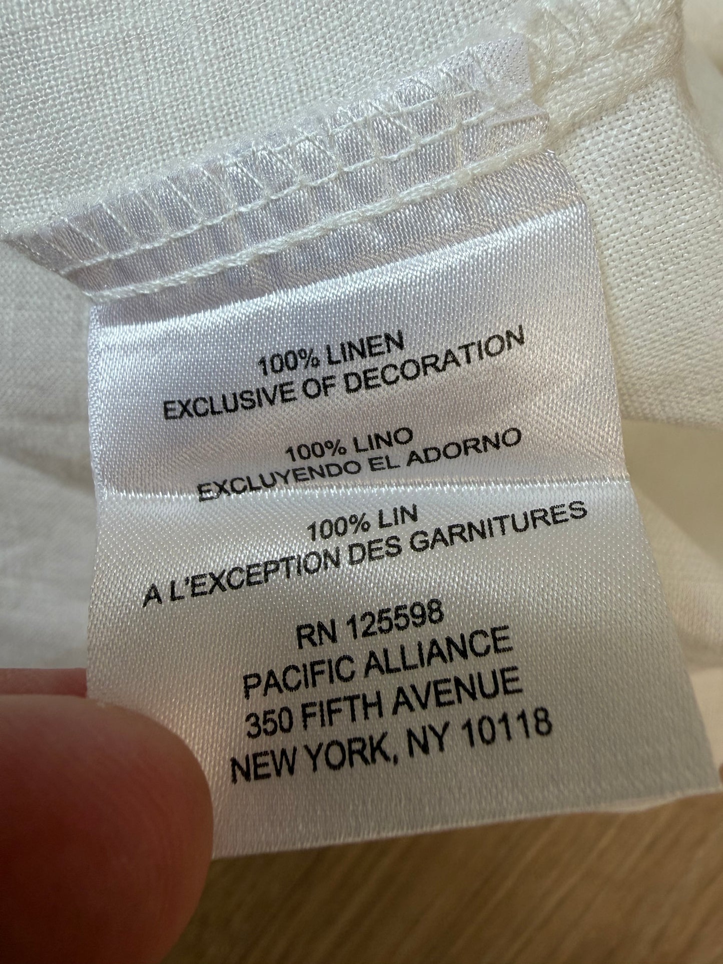 Blouse en lin Ellen Tracy blanche brodée bleue – Taille L