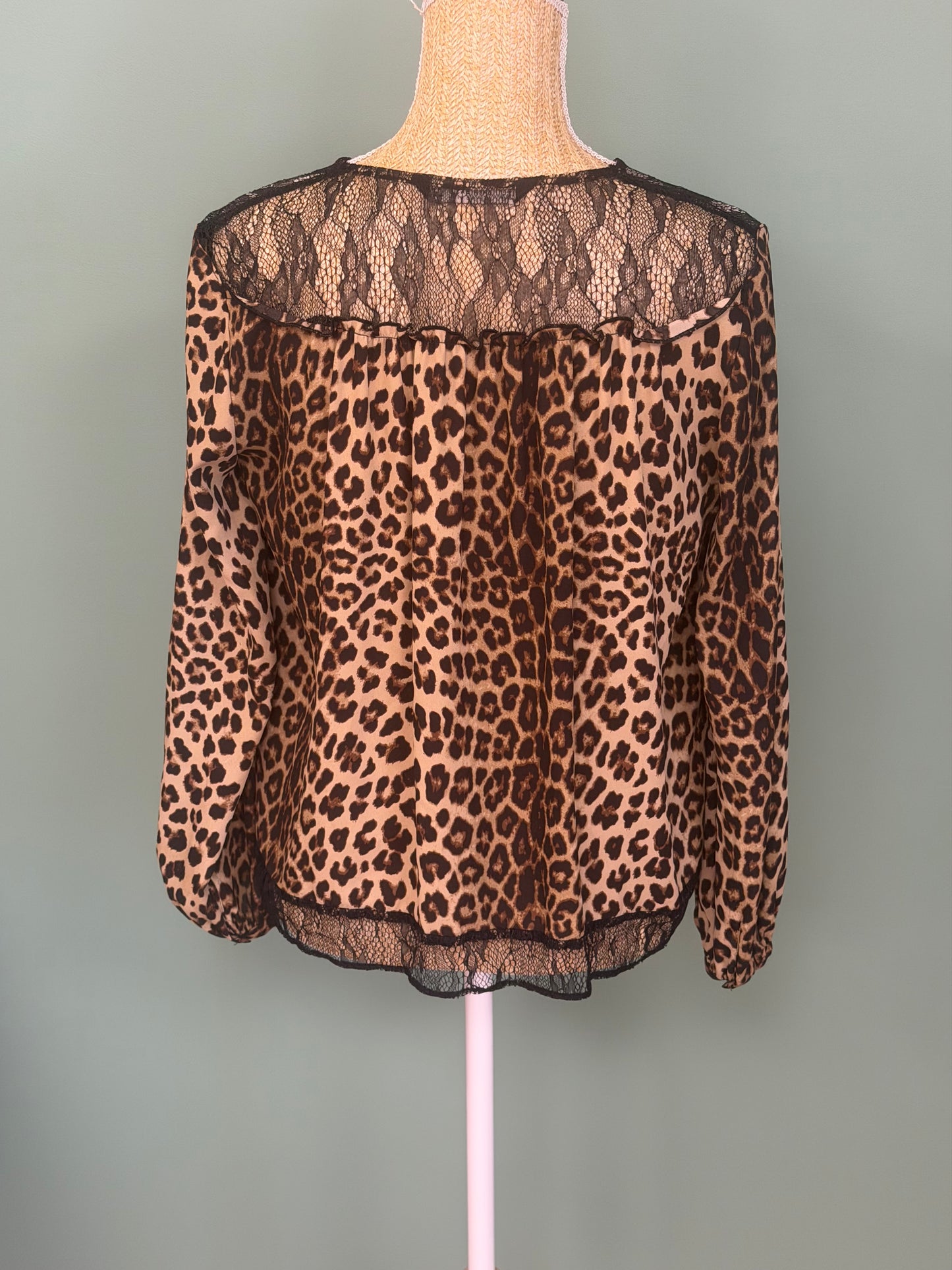 Blouse léopard Zara Basic avec dentelle femme taille S