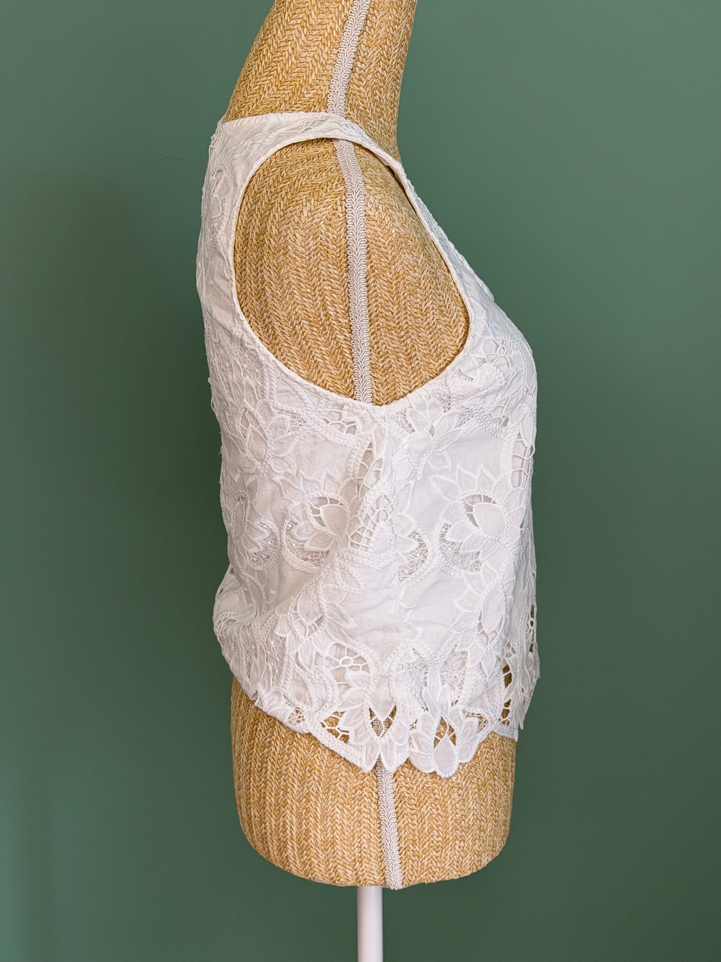 Débardeur blanc en dentelle guipure fleurie femme S