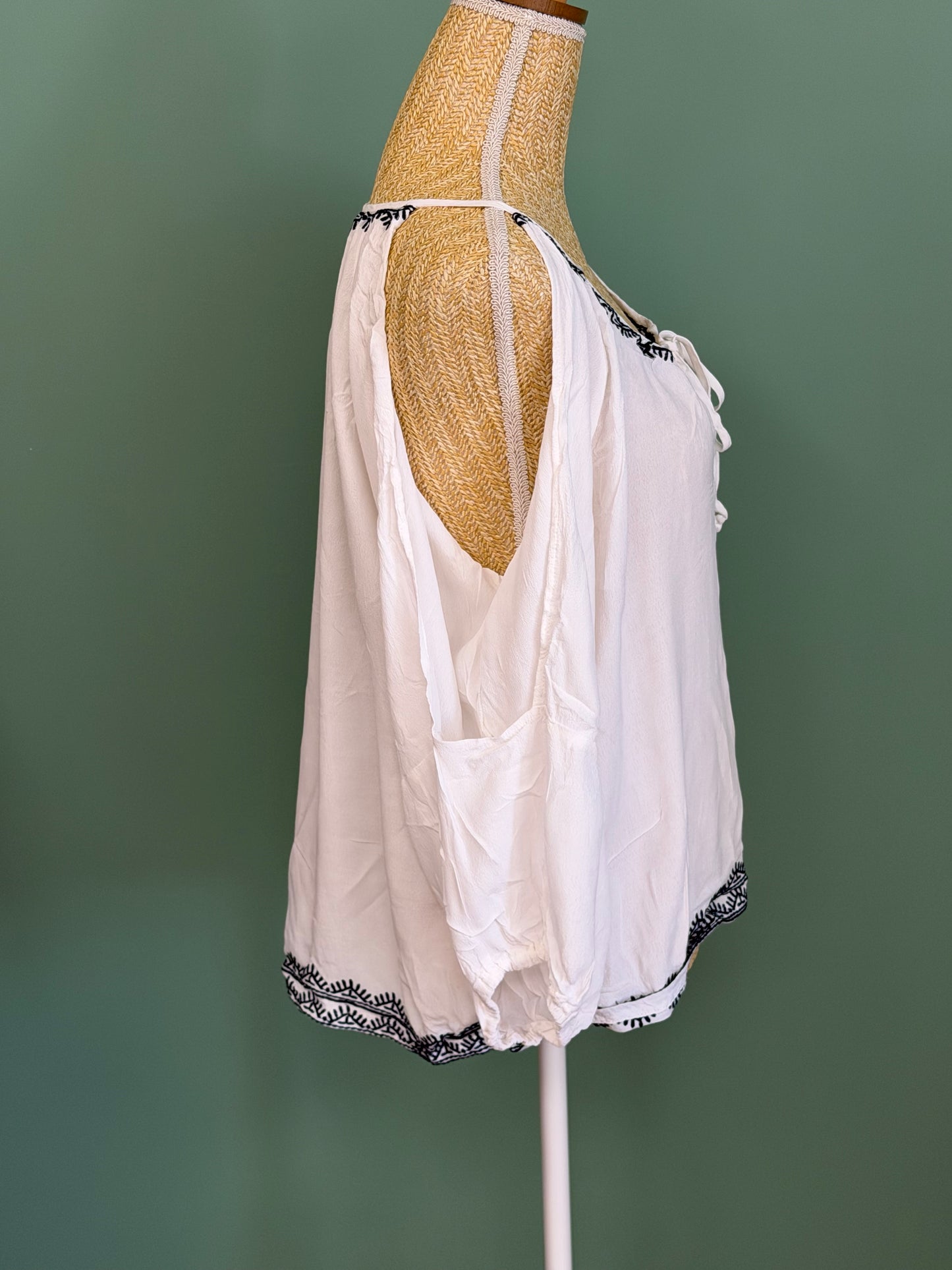 Blouse bohème blanche brodée femme XXL