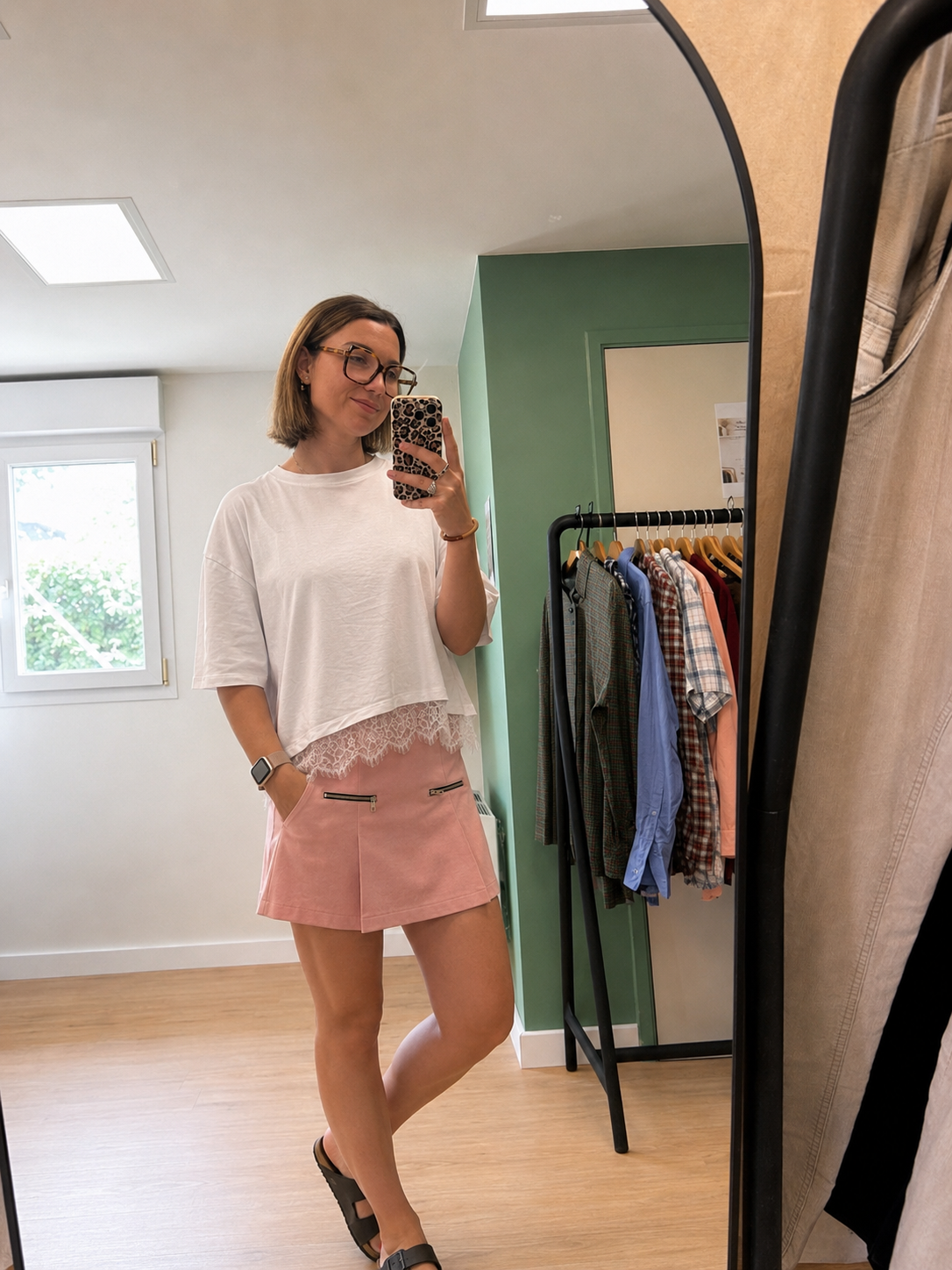 Jupe courte Zara Basic rose pastel à détails zippés – Taille XS