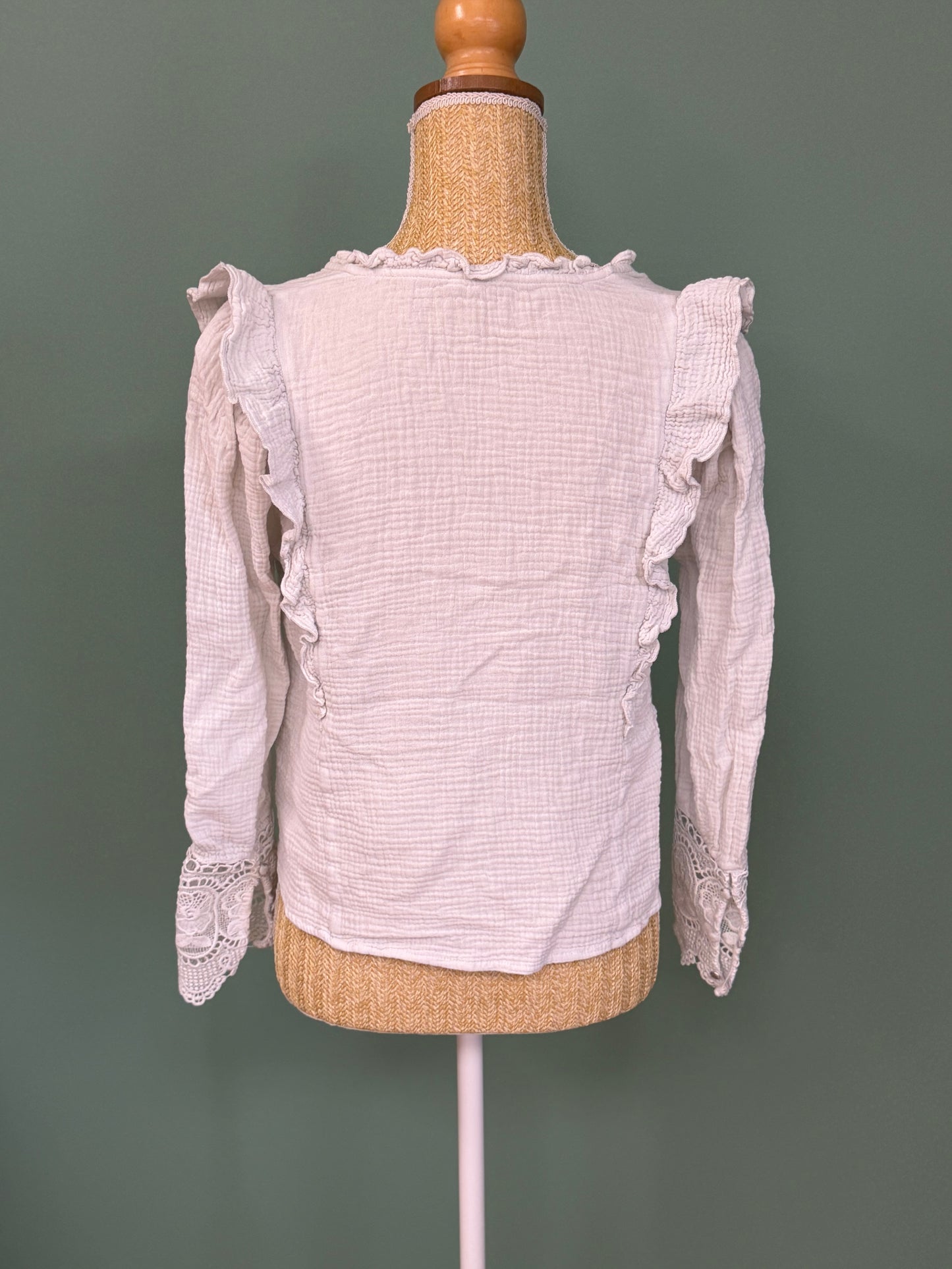 Blouse en gaze de coton blanche à volants et dentelle Atelier Événs – Taille S/M