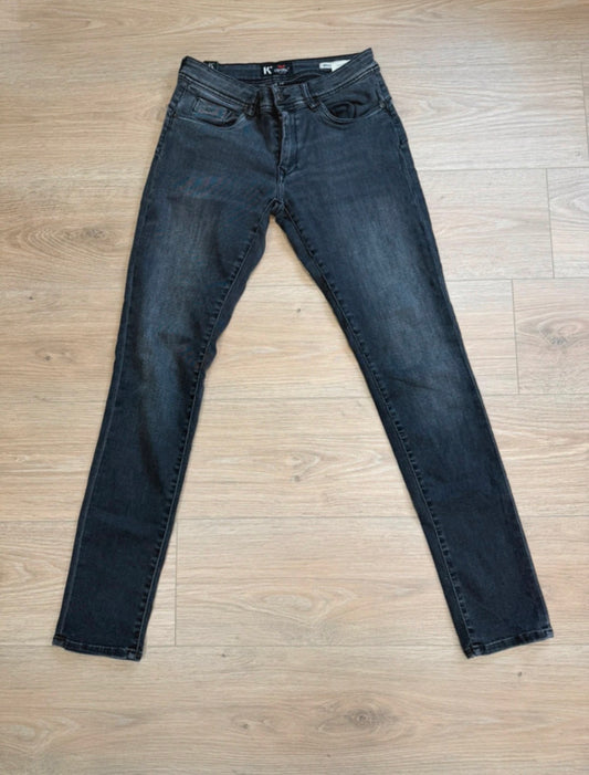 Jean Kaporal Denim Noir Délavé – Coupe Slim Femme - TailleM
