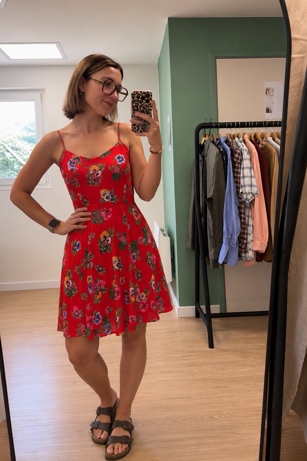 Robe Fleurie Rouge Tropicale – Bretelles Fines & Dos Smocké - Taille M