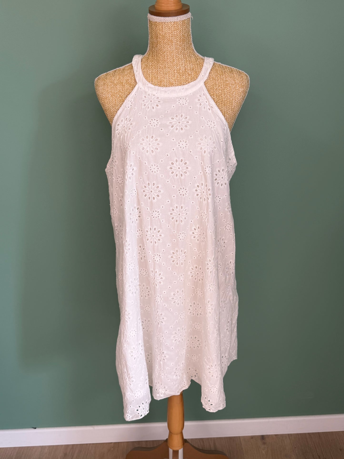 Robe blanche en broderie anglaise sans manches femme XL