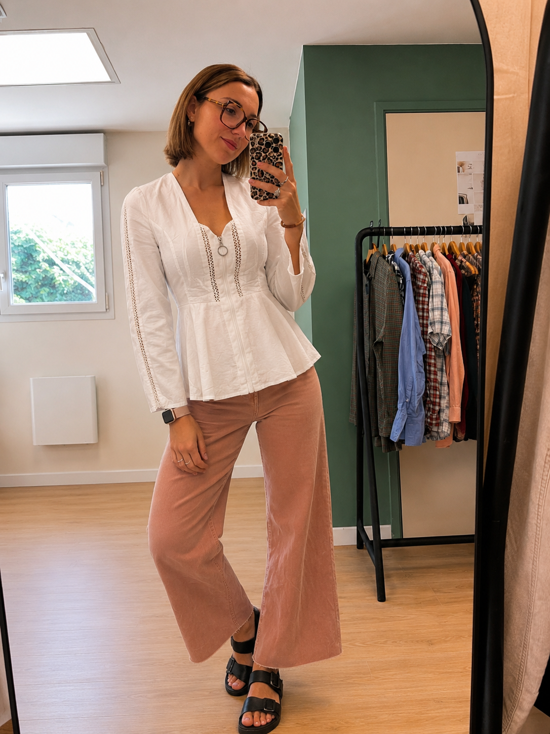 Blouse blanche cintrée à basque & détails ajourés - Taille S