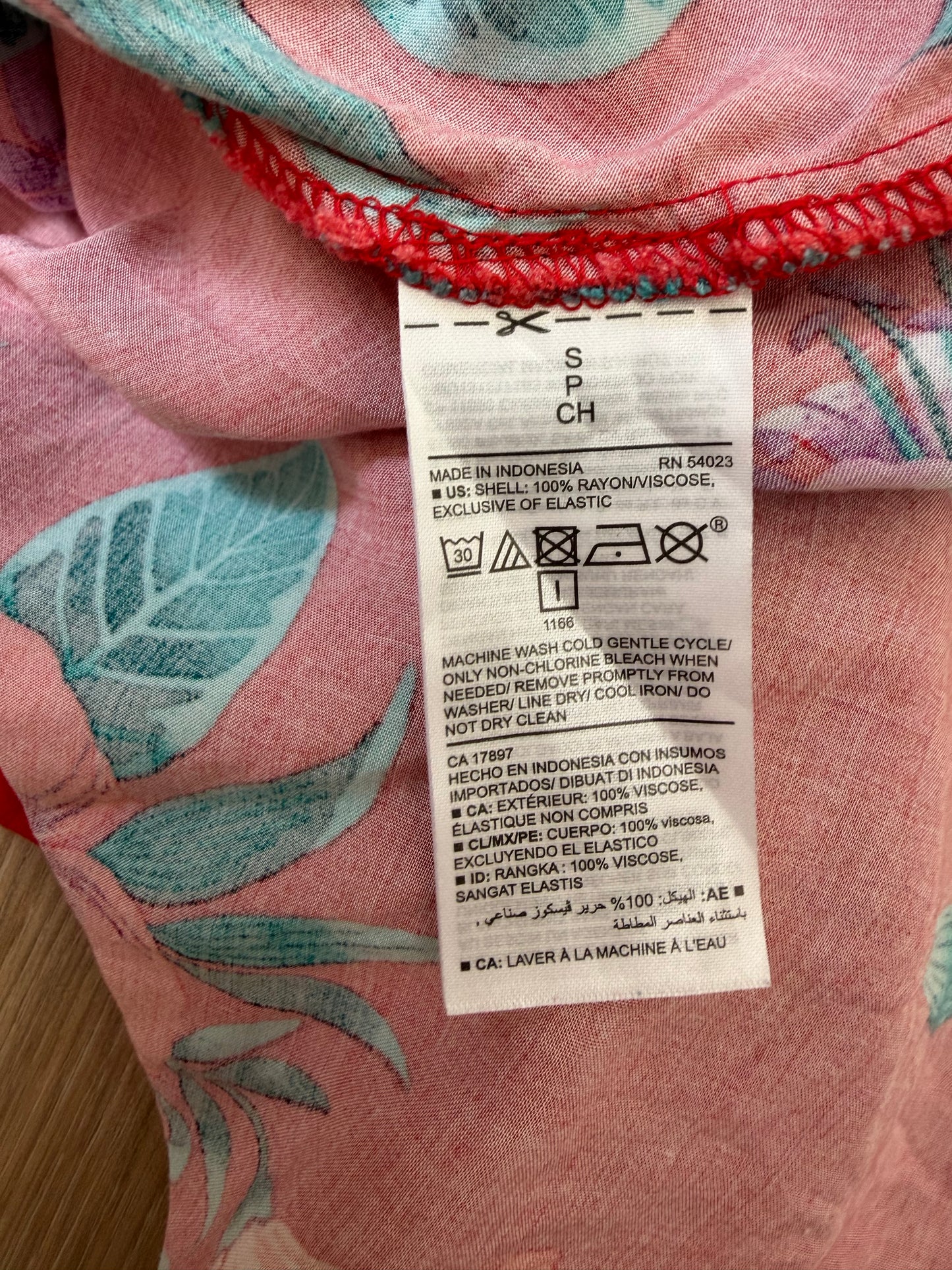Robe rouge fleurie à fines bretelles – Taille S