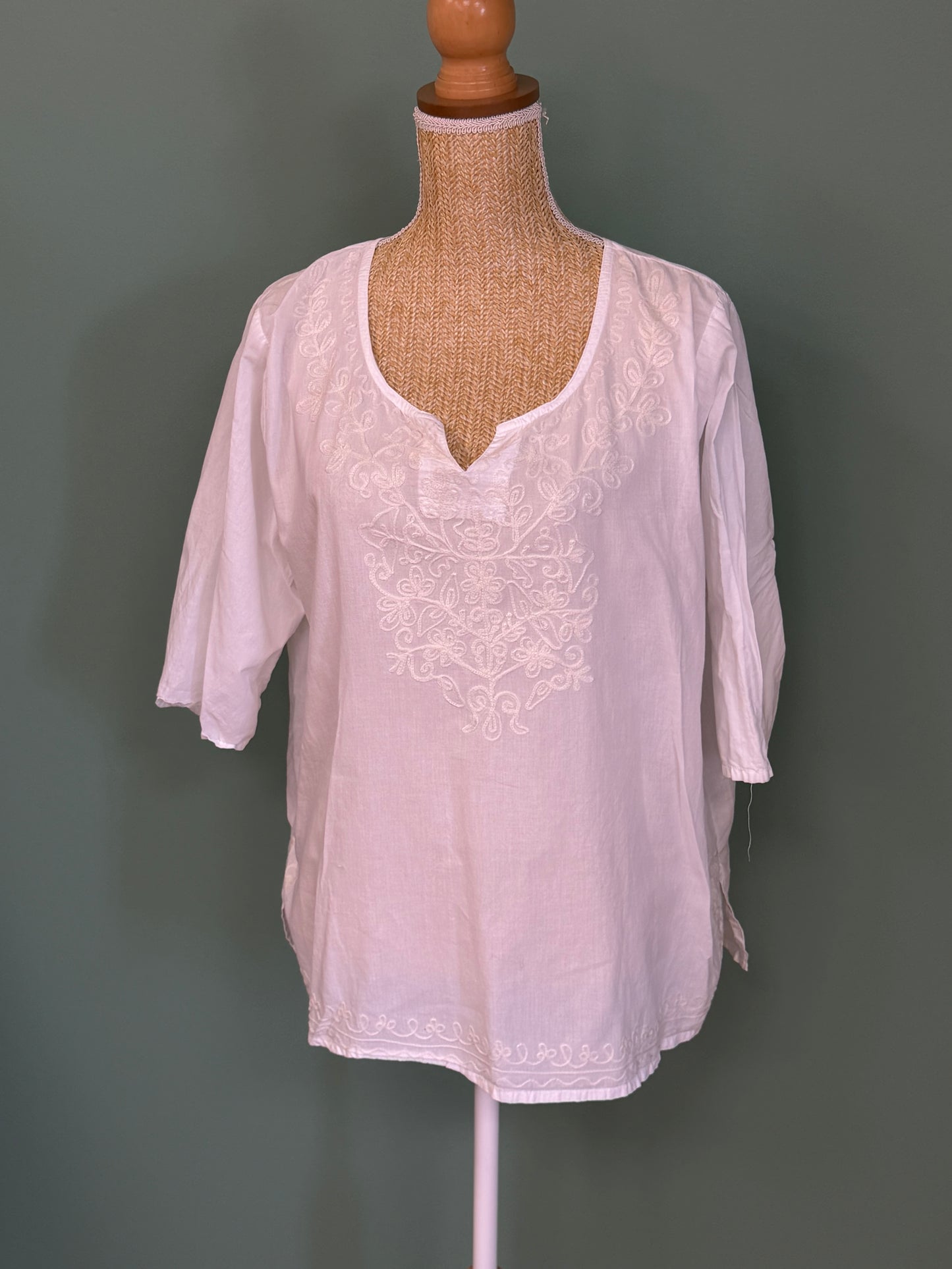 Blouse blanche brodée femme XL en coton