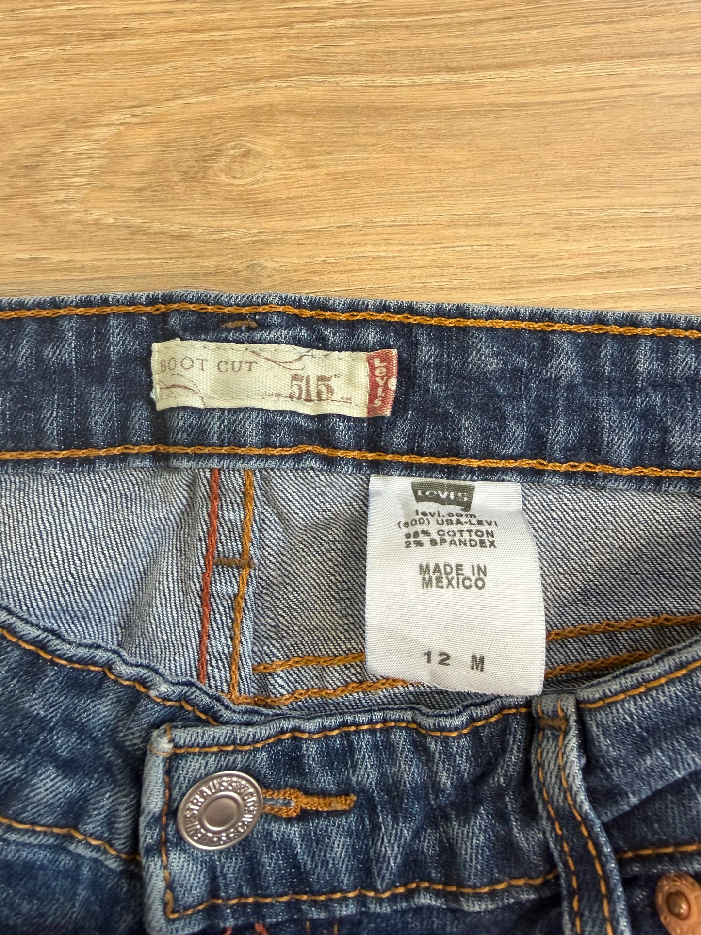 Jean Levi’s Bootcut stretch