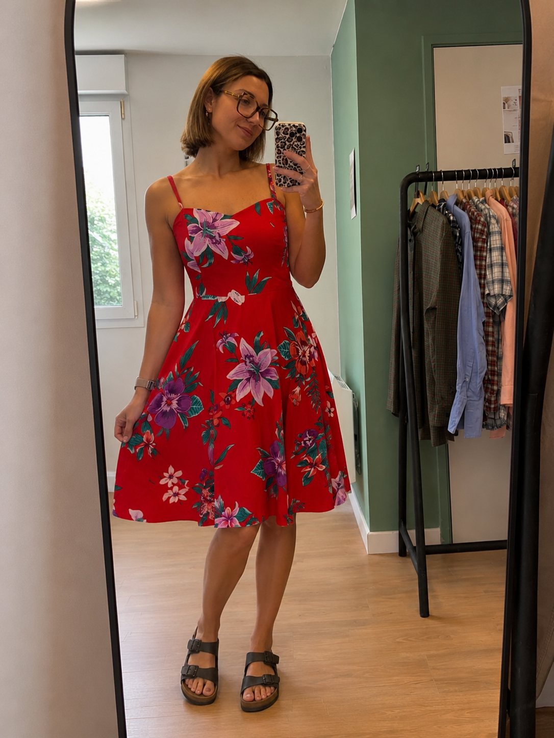 Robe fleurie rouge – Taille S