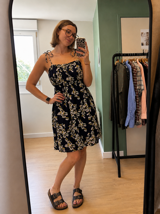 Robe fleurie bleu marine – Taille L