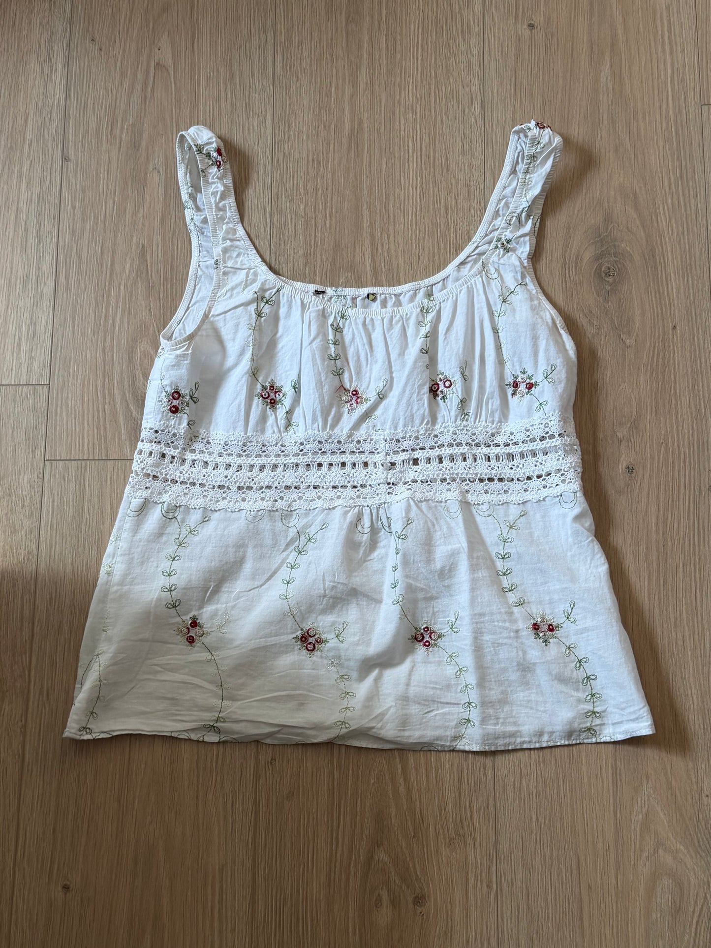 Débardeur bohème blanc brodé en coton – Taille S/M