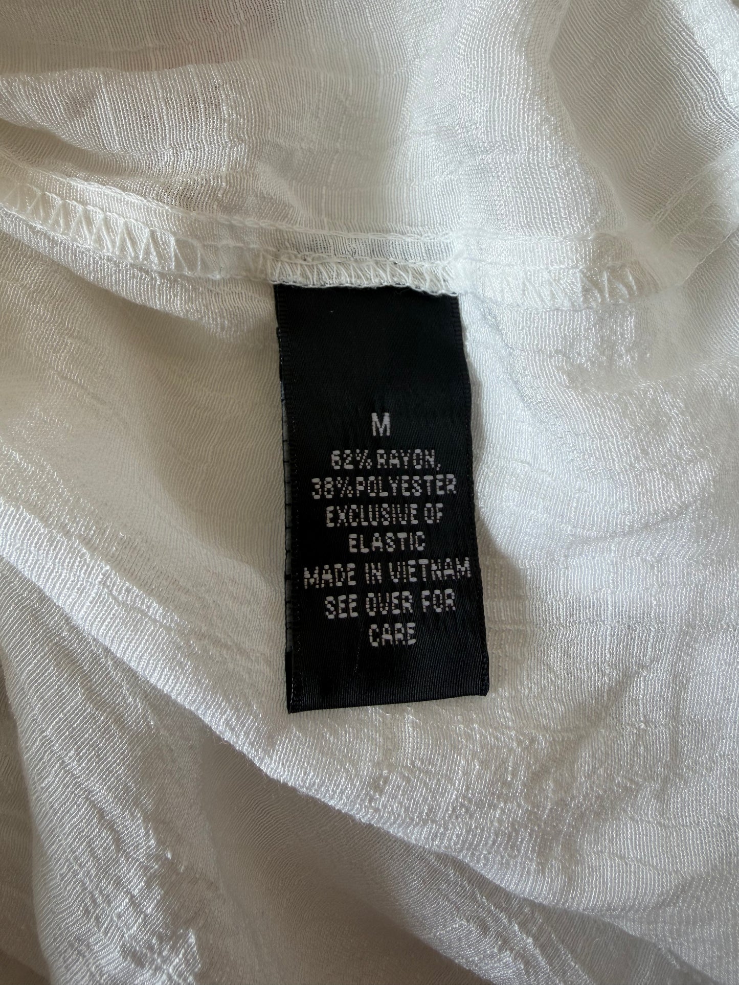 Top bohème blanc épaules dénudées – Taille M