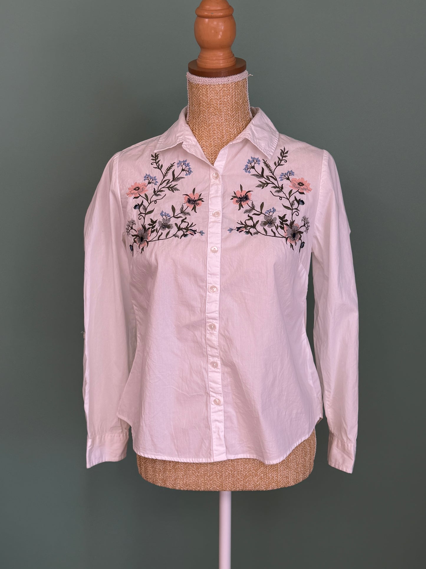 Chemise blanche brodée en coton – Taille M