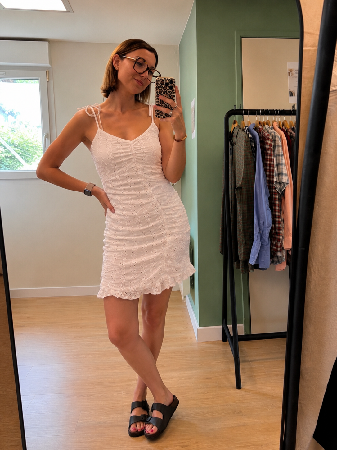 Robe courte Abercrombie & Fitch en broderie anglaise blanche – Taille S