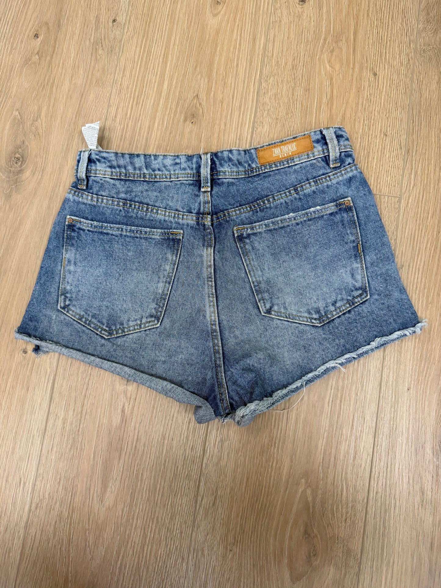 Short en jean Zara TRF Denim femme destroy taille 36 100% coton