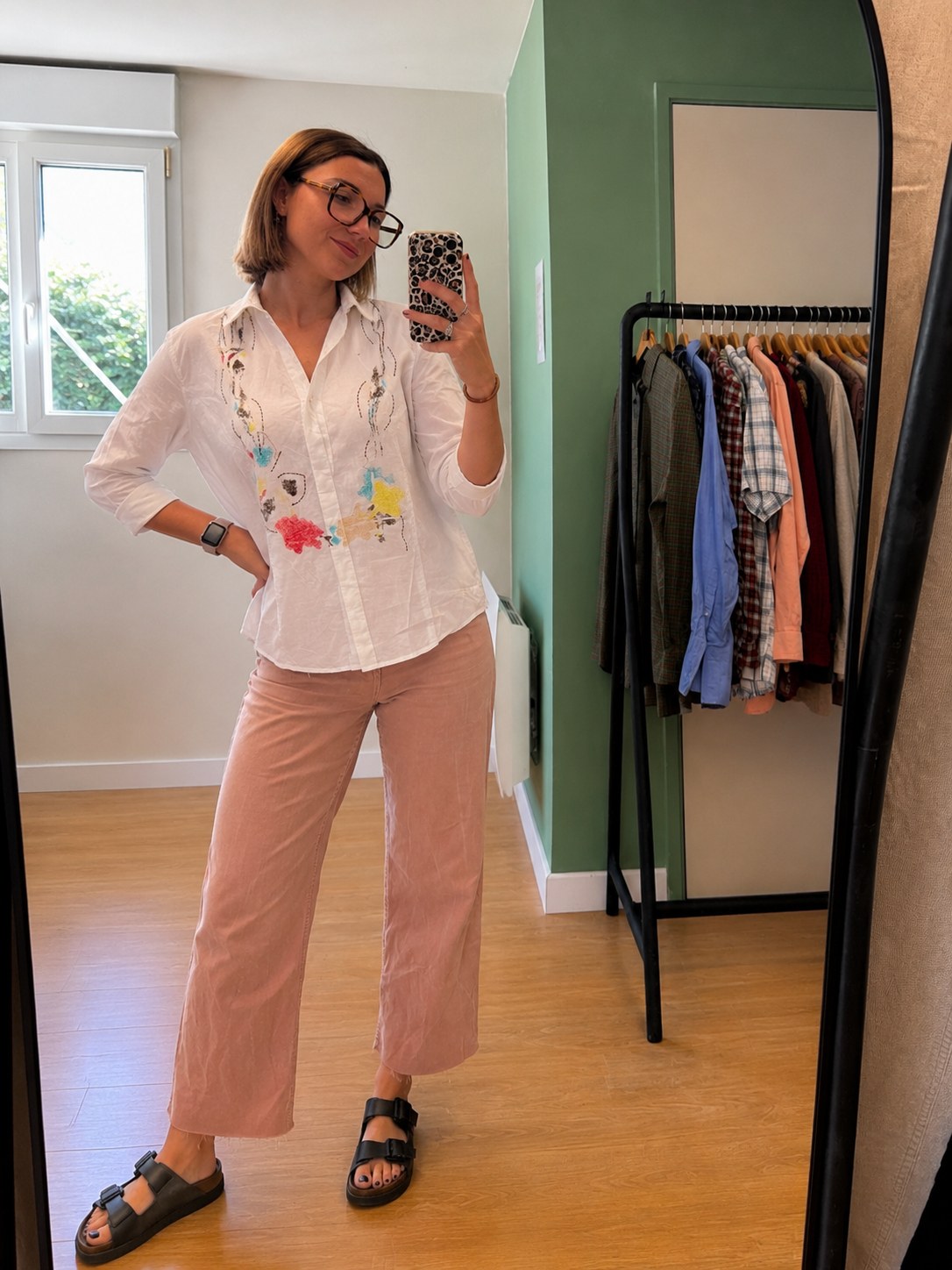 Chemisier blanc brodé à manches longues – Taille M