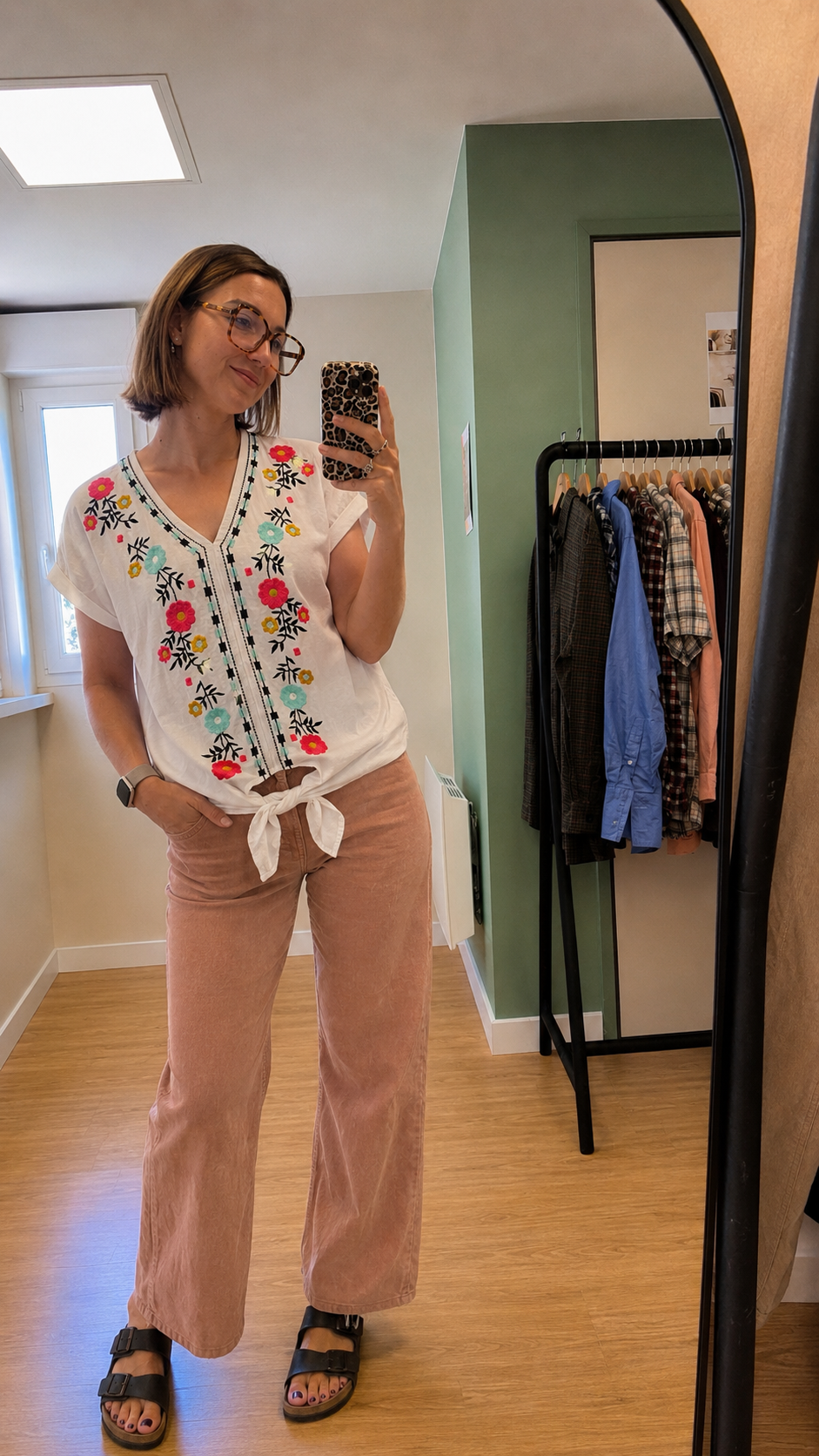 Blouse blanche brodée à fleurs femme M