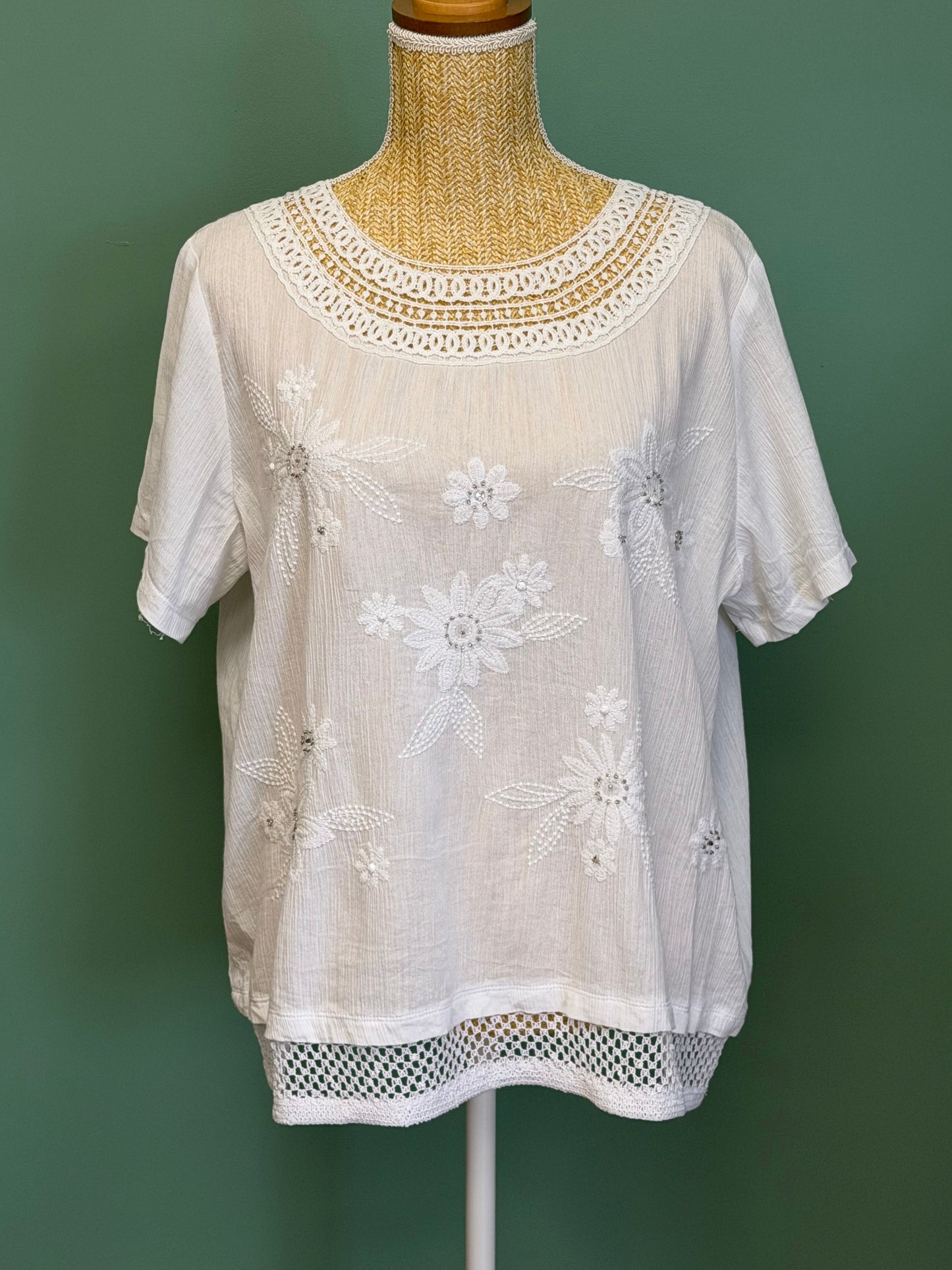 Blouse Bohème Blanche Brodée- L Le salon de Faustine